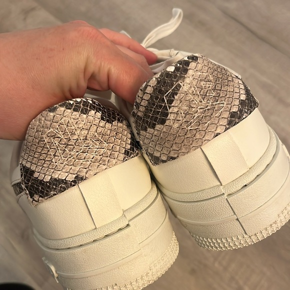 Air forces - Picture 4 of 7